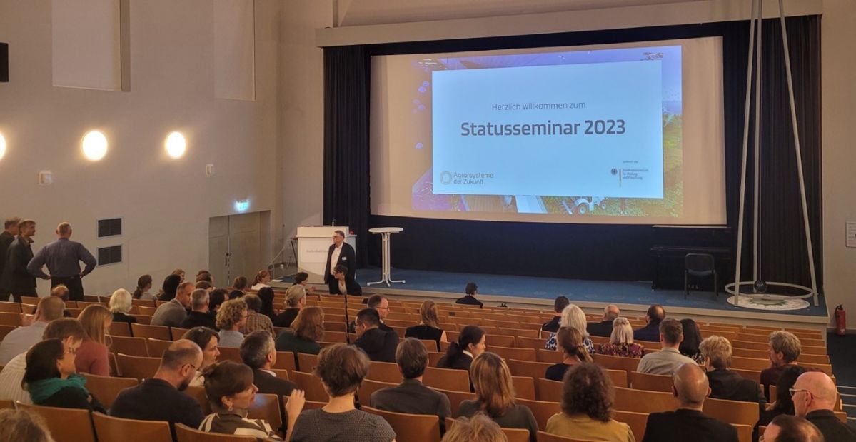 Das 4. Statusseminar von »Agrarsysteme der Zukunft« fand in der Archenhold-Sternwarte in Berlin statt. 